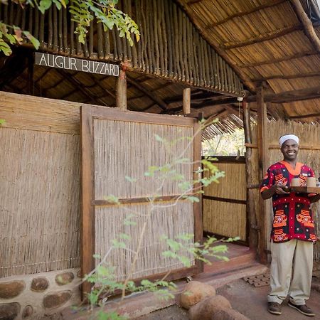 Taita Falcon Lodge Mukuni ภายนอก รูปภาพ