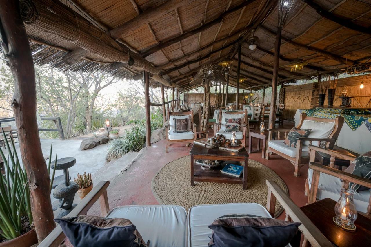 Taita Falcon Lodge Mukuni ภายนอก รูปภาพ