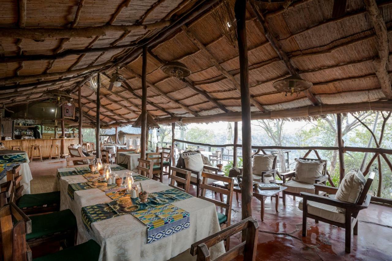 Taita Falcon Lodge Mukuni ภายนอก รูปภาพ