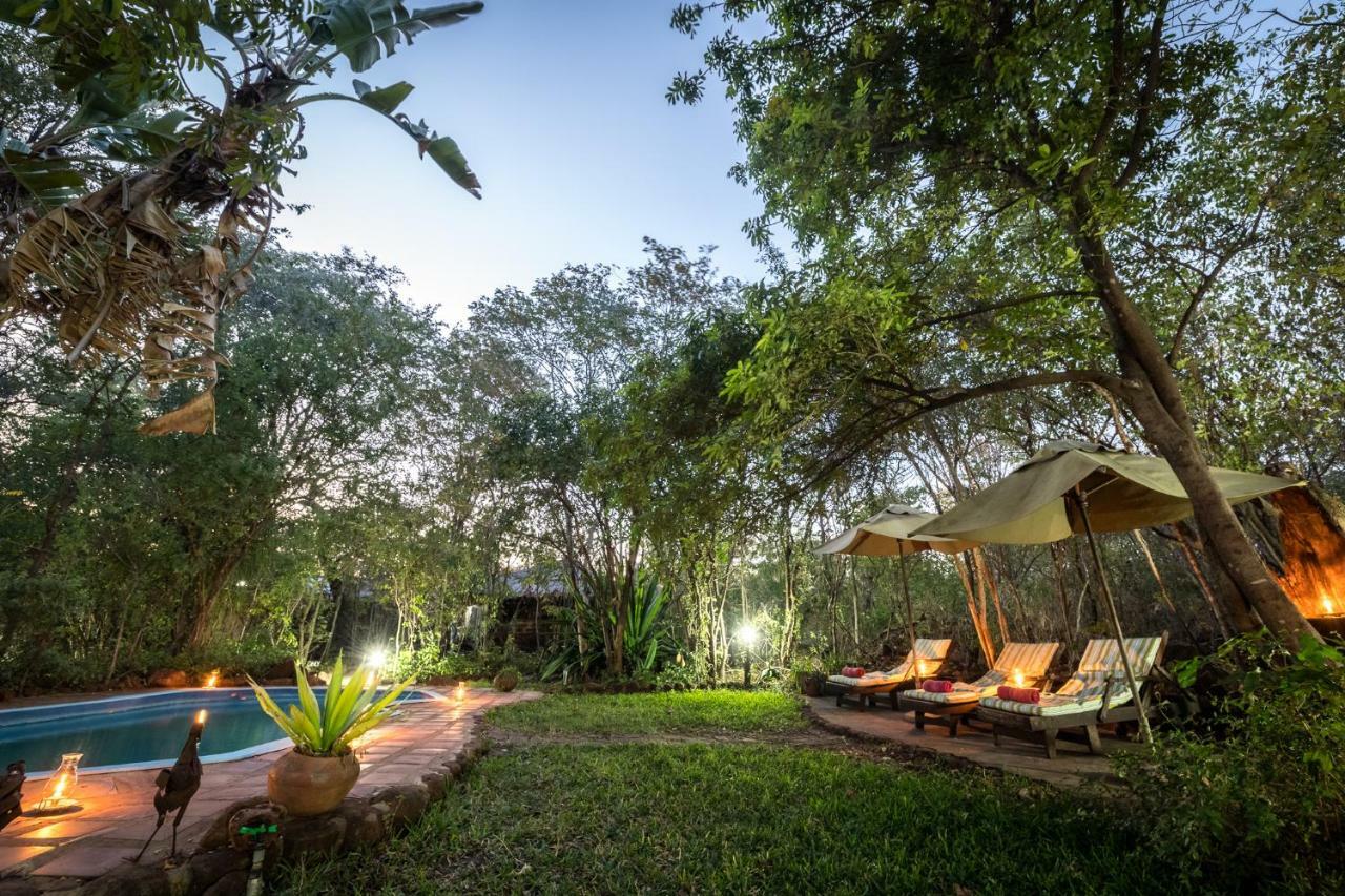 Taita Falcon Lodge Mukuni ภายนอก รูปภาพ