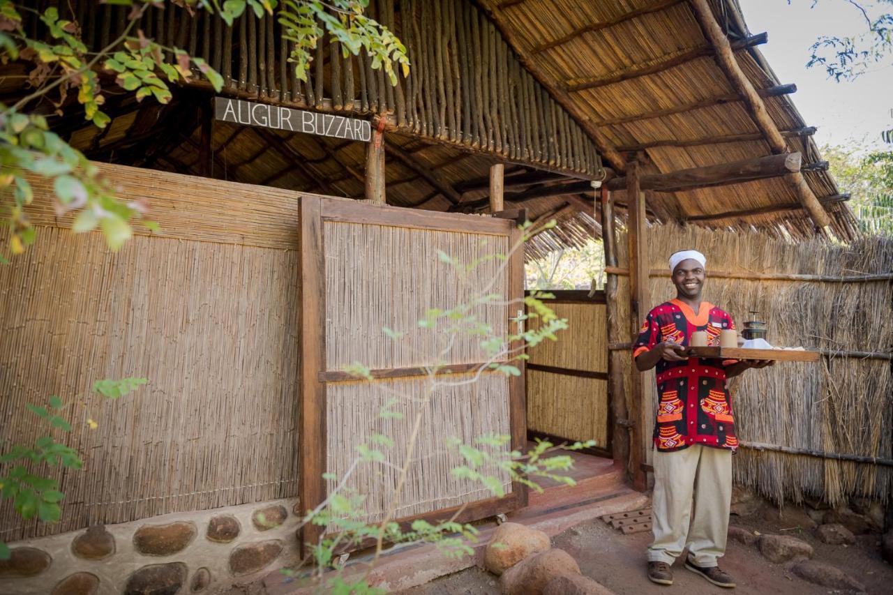 Taita Falcon Lodge Mukuni ภายนอก รูปภาพ